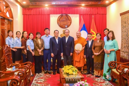 Chúc mừng Tổng Lãnh sự quán Lào tại Đà Nẵng nhân dịp Tết cổ truyền Bunpimay 2567